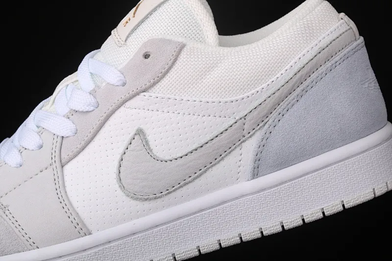All Categories Air Jordan Jordan Series Basketball Shoes Air Jordan 1 Low New Version Air Jordan 1 Low AJ1 Joe 1 Low Top Leather Cultural and Leisure Sports Shoes CV3043-100